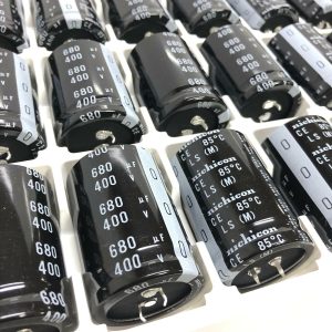 680UF-400V