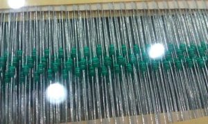 RFC 10MH 1/2W